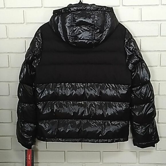 Tommy Hilfiger NWT Men's Black Shine Hooded Puffer Coat. Size Small - Picture 9 of 16